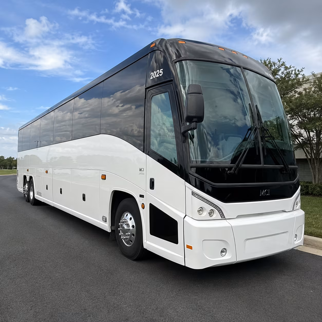shuttle your team to kansas city international airport without the headache